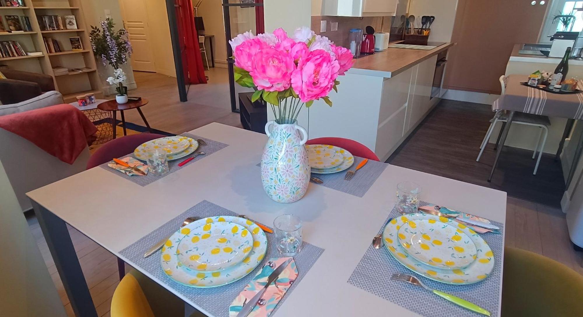 Appartement De Style - Rue Pietonne - Centre Ville カーン エクステリア 写真