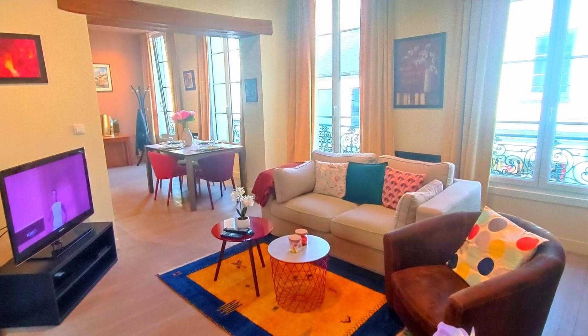 Appartement De Style - Rue Pietonne - Centre Ville カーン エクステリア 写真