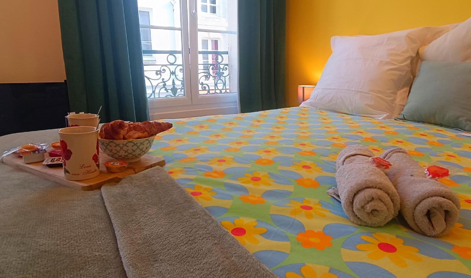 Appartement De Style - Rue Pietonne - Centre Ville カーン エクステリア 写真
