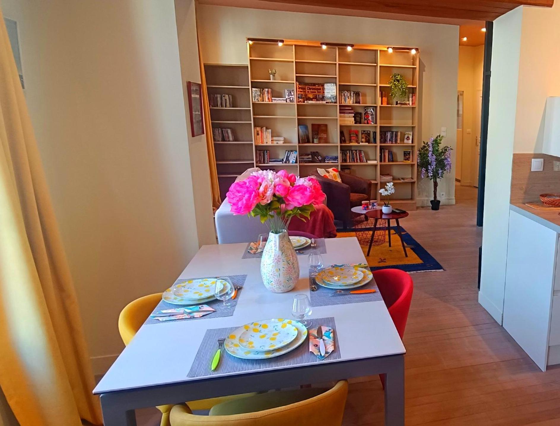 Appartement De Style - Rue Pietonne - Centre Ville カーン エクステリア 写真